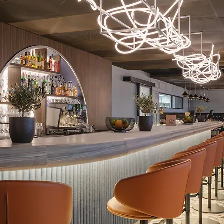 Dorint & Locarno-riazzino Otel Riazzino